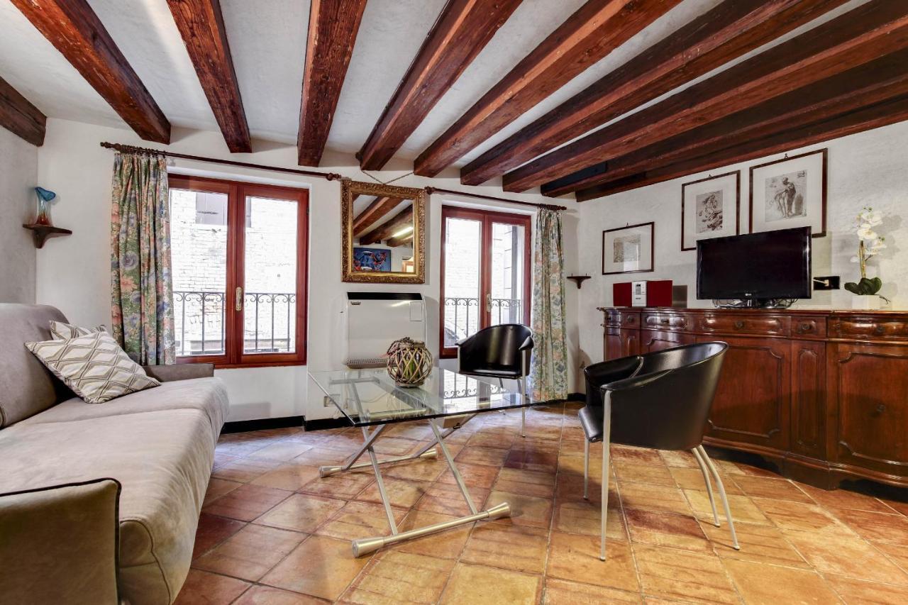 Canal View Suite In Rialto By Wonderful Italy Βενετία Εξωτερικό φωτογραφία